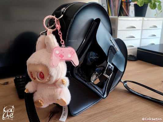 Pink Controller Acrylic Keychain - Gamer Girl Key Ring, Kawaii Gaming Accessories, Regalo Gamer, Cute Pink Gift for Gamers - By Colchetos