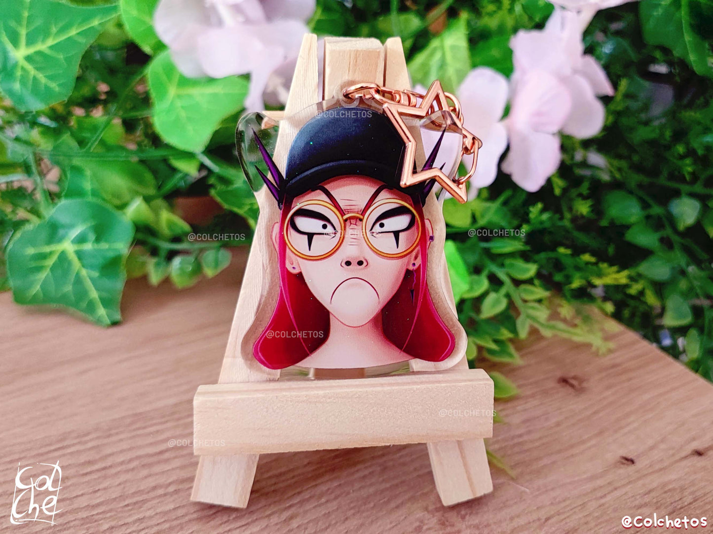 Cantante de Kpop Enfadada - Keychain