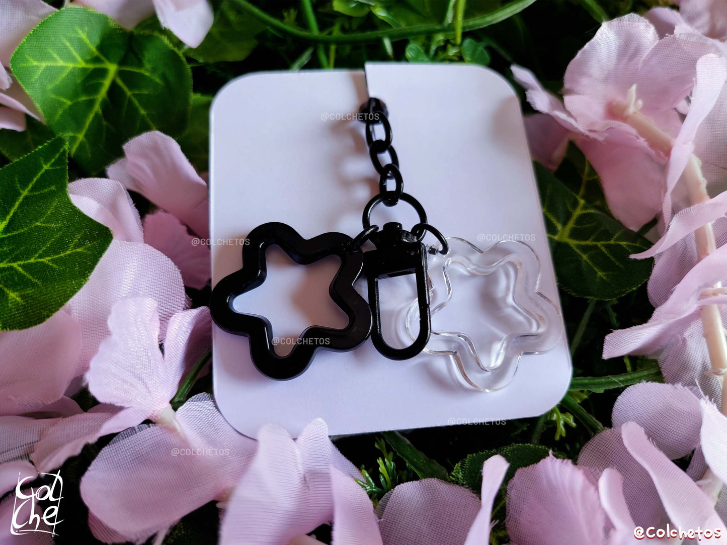 Sensei en campo de flores - Keychain Stars