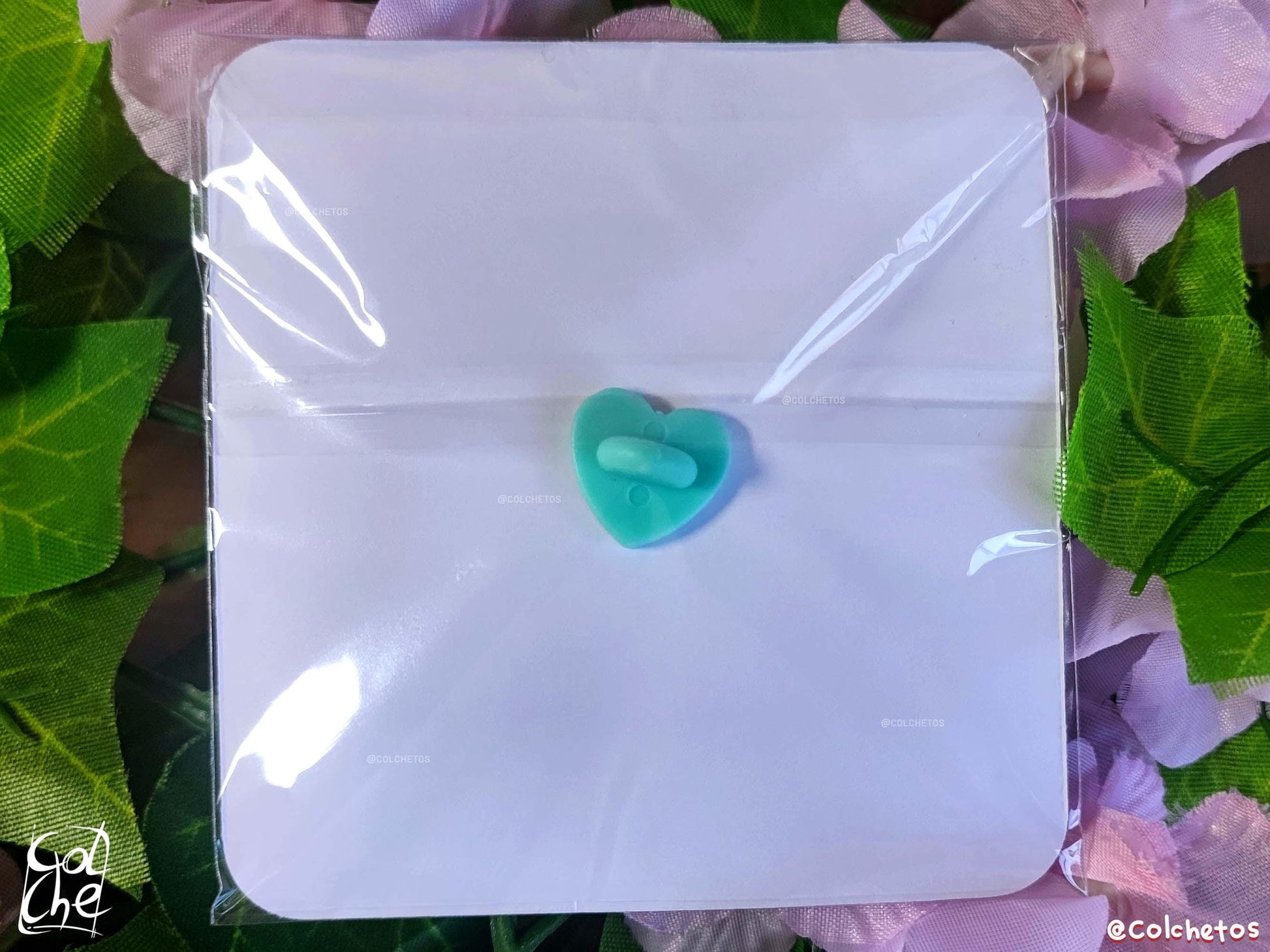 Tony Tony Chopper Cat - Acrylic Pin Anime - One Piece - Anime Neko - by Colchetos